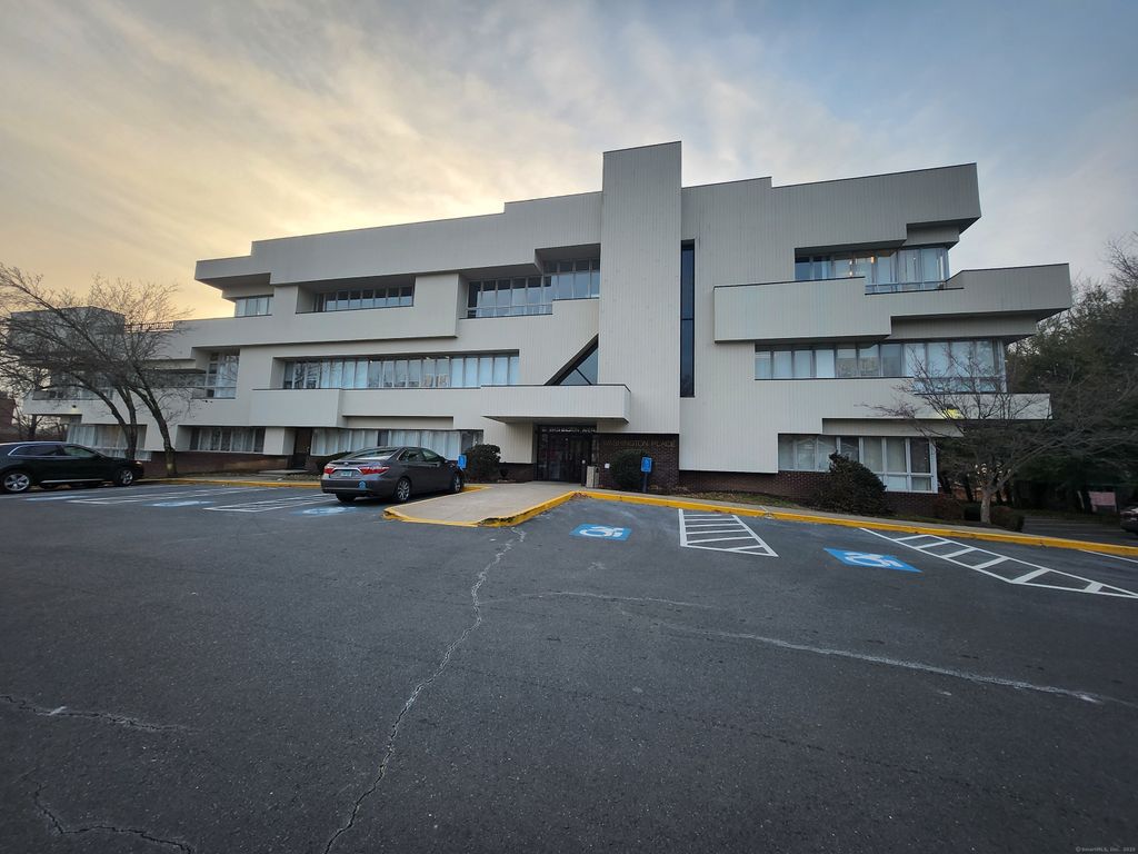 60 Washington Avenue STE 102/103, Hamden, CT 06518