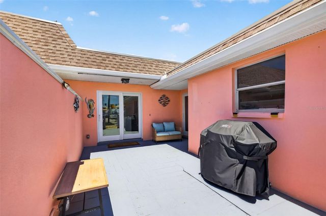 555 BOCA CIEGA POINT BOULEVARD S 555, St Petersburg, FL 33708