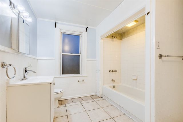 2242 Milligan Ave, Swissvale, PA 15218