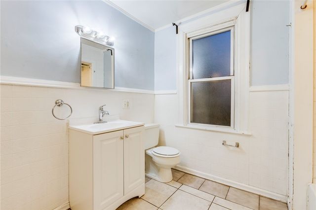 2242 Milligan Ave, Swissvale, PA 15218