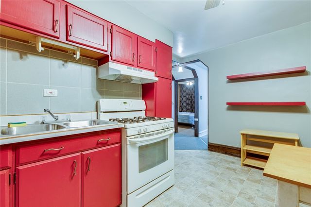 2242 Milligan Ave, Swissvale, PA 15218