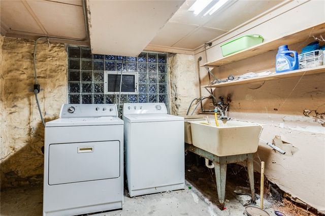 2242 Milligan Ave, Swissvale, PA 15218