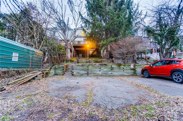 2242 Milligan Ave, Swissvale, PA 15218