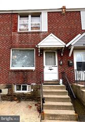 822 4TH AVE, Bristol, PA 19007