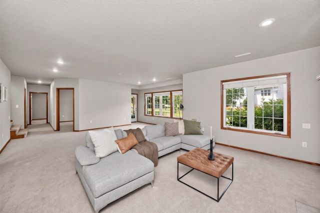 506 NE 19th Court, Ankeny, IA 50021