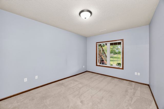 506 NE 19th Court, Ankeny, IA 50021