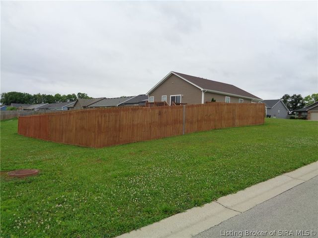 9024 Woodford Drive, Charlestown, IN 47111