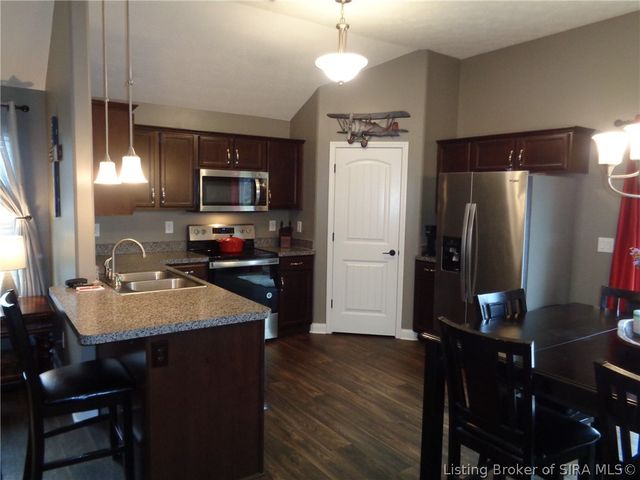 9024 Woodford Drive, Charlestown, IN 47111