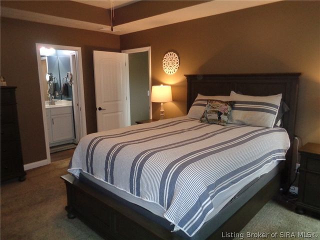 9024 Woodford Drive, Charlestown, IN 47111