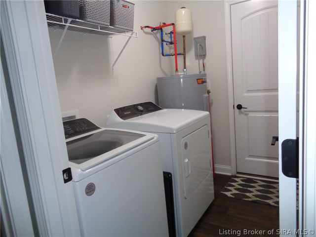 9024 Woodford Drive, Charlestown, IN 47111