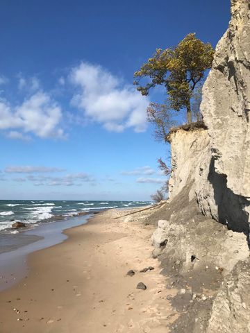 1418 Blue Star Highway, South Haven, MI 49090