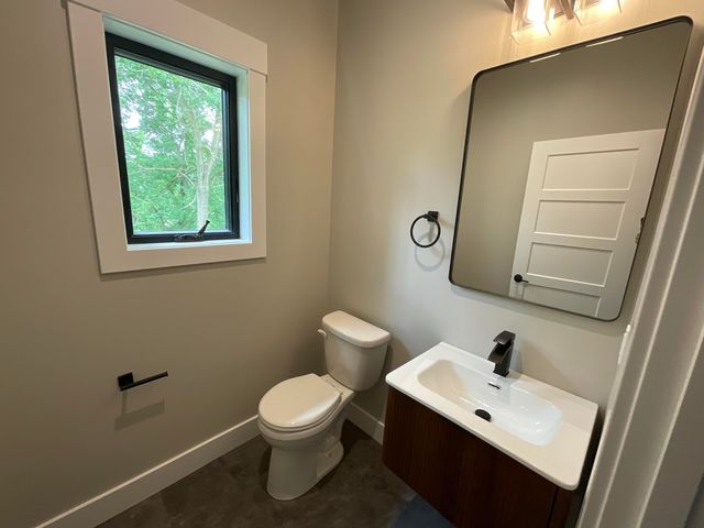 1418 Blue Star Highway, South Haven, MI 49090