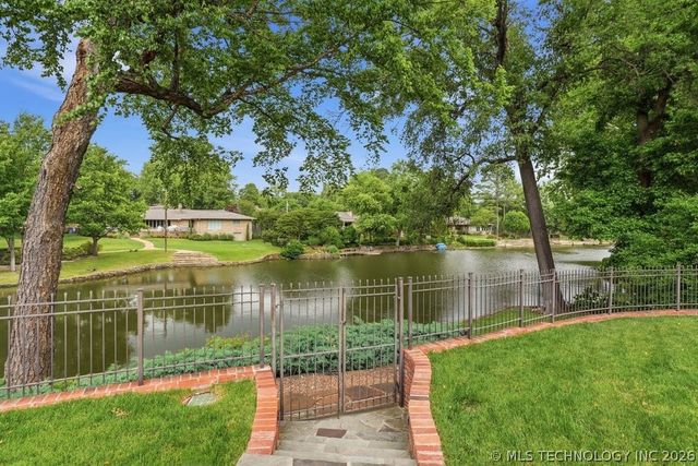 2829 E 34th Street, Tulsa, OK 74105