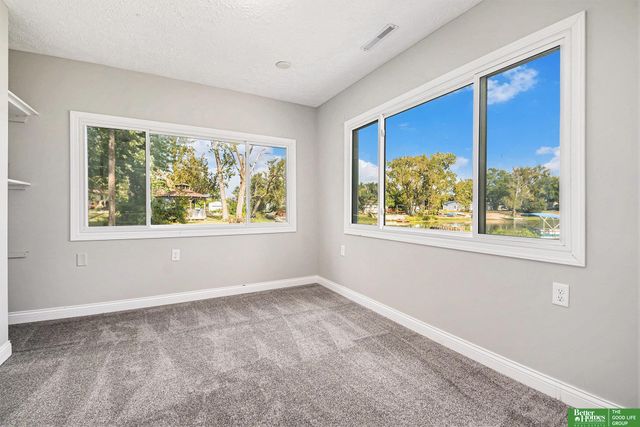 102 Oak Lane, Ashland, NE 68003