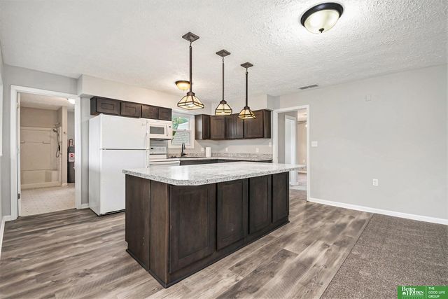 102 Oak Lane, Ashland, NE 68003