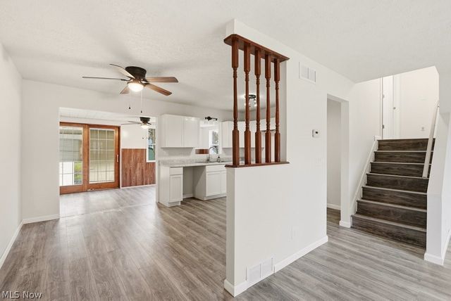 321 Adams Street, Newton Falls, OH 44444