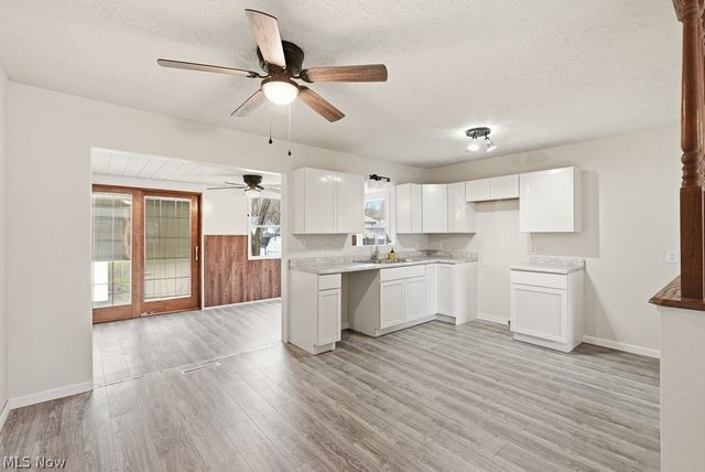 321 Adams Street, Newton Falls, OH 44444