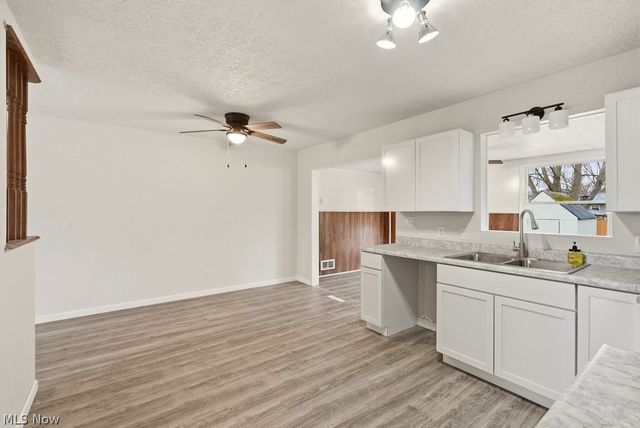 321 Adams Street, Newton Falls, OH 44444