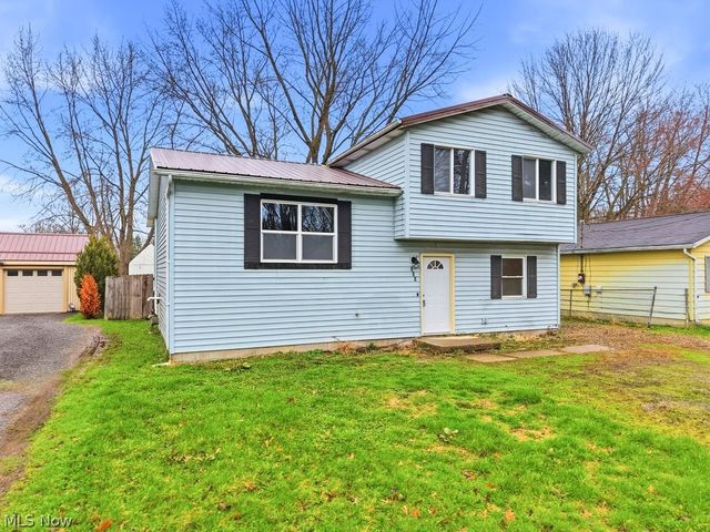 321 Adams Street, Newton Falls, OH 44444