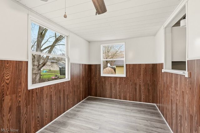 321 Adams Street, Newton Falls, OH 44444