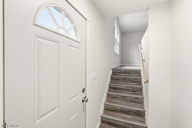 321 Adams Street, Newton Falls, OH 44444