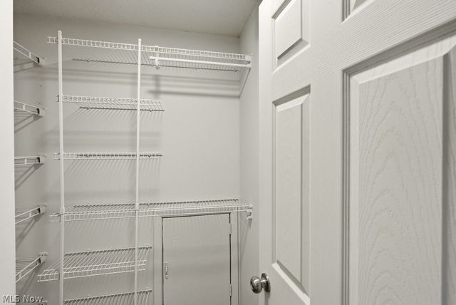 321 Adams Street, Newton Falls, OH 44444