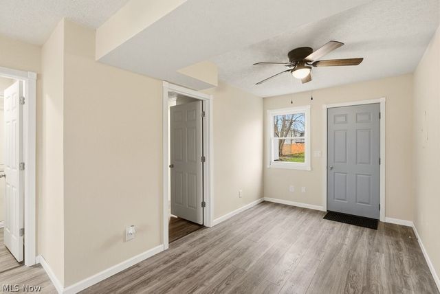 321 Adams Street, Newton Falls, OH 44444