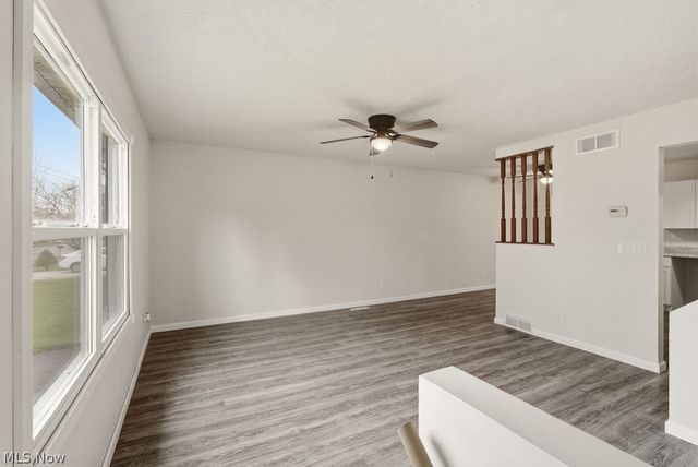 321 Adams Street, Newton Falls, OH 44444