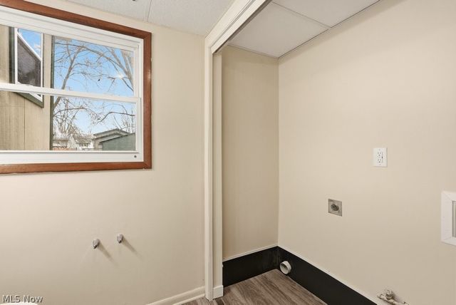 321 Adams Street, Newton Falls, OH 44444