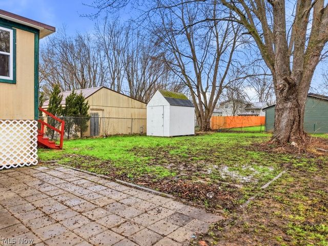 321 Adams Street, Newton Falls, OH 44444