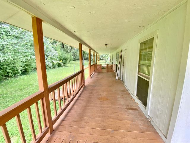 1510 Hughes Road, Lufkin, TX 75901