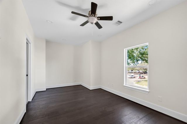 1435 Overhill Street, Houston, TX 77018