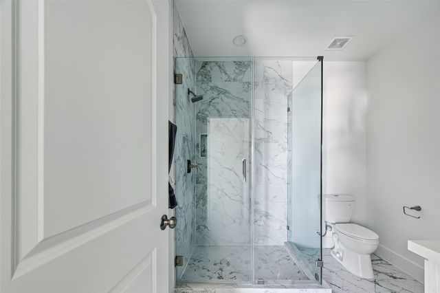 1435 Overhill Street, Houston, TX 77018