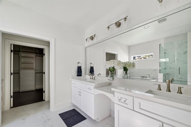 1435 Overhill Street, Houston, TX 77018