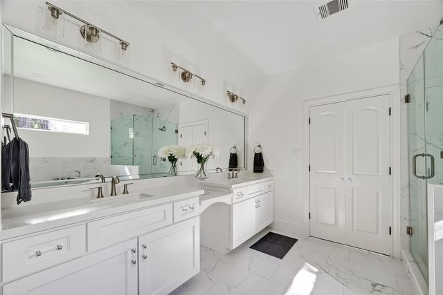 1435 Overhill Street, Houston, TX 77018