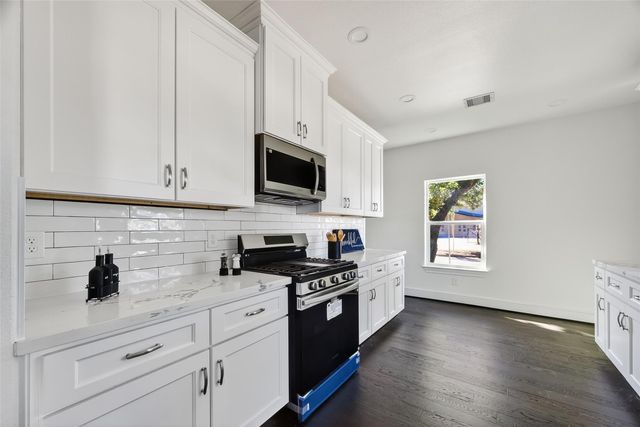 1435 Overhill Street, Houston, TX 77018