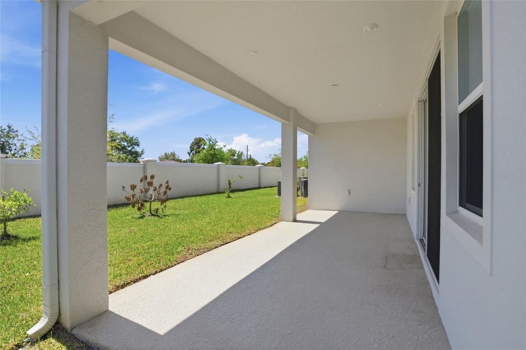 Image 32 of property listing at 19310 BANFIELD PLACE, Orlando, FL 32827