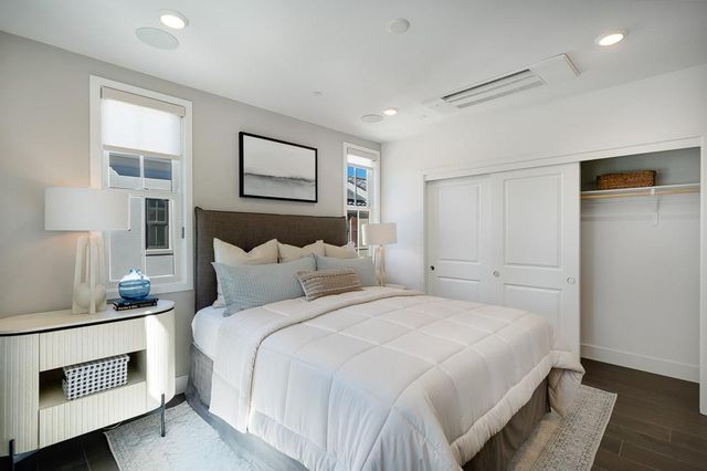2120 Latham Street, Mountain View, CA 94040