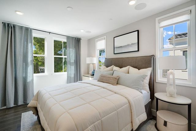 2120 Latham Street, Mountain View, CA 94040