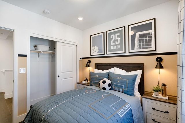 2120 Latham Street, Mountain View, CA 94040