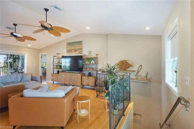 2932 Buttonwood Key CT, St. James City, FL 33956