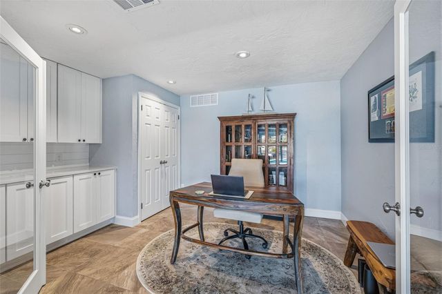4310 40TH STREET S, St Petersburg, FL 33711