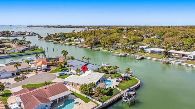 4310 40TH STREET S, St Petersburg, FL 33711