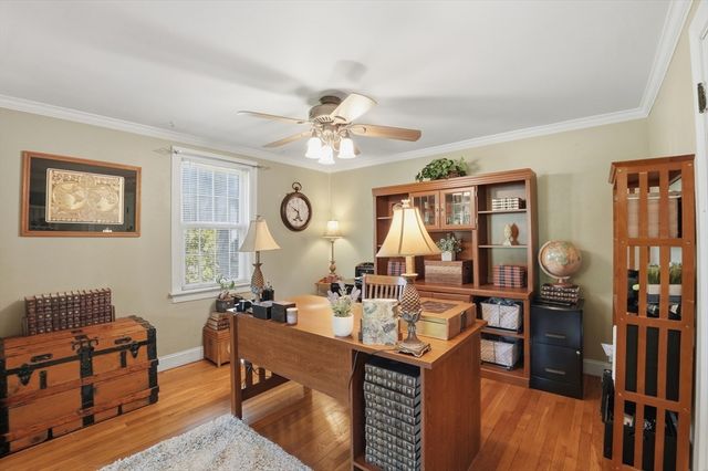 305 Hanover St, Hanover, MA 02339