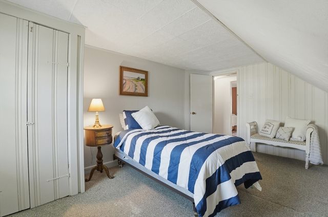 305 Hanover St, Hanover, MA 02339