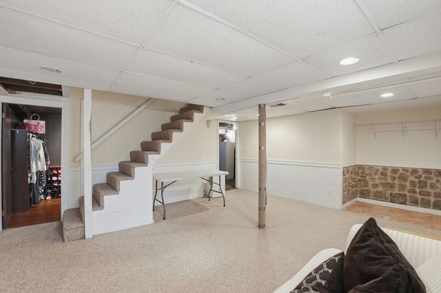 305 Hanover St, Hanover, MA 02339
