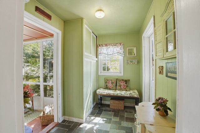305 Hanover St, Hanover, MA 02339