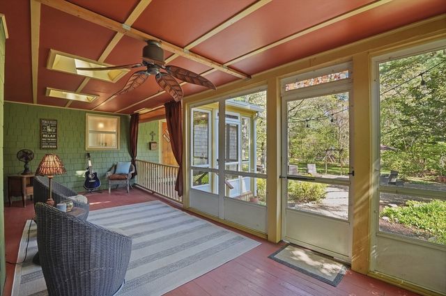 305 Hanover St, Hanover, MA 02339