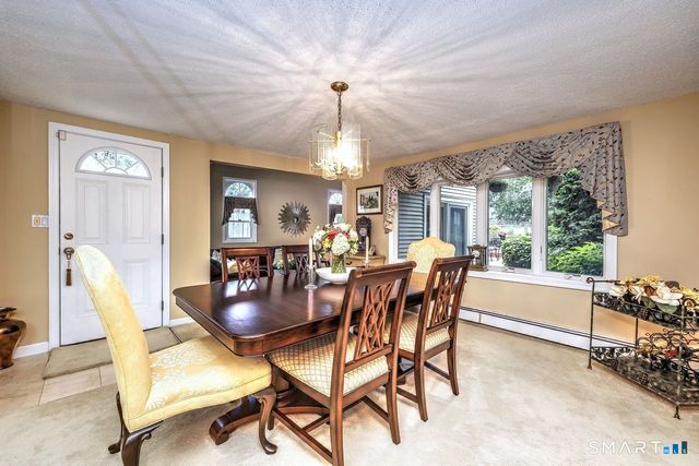6 Harborside Drive, Milford, CT 06460