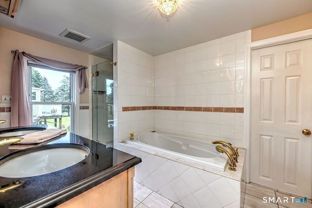 6 Harborside Drive, Milford, CT 06460